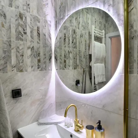 Urban Downtown Luxury And Belgrade