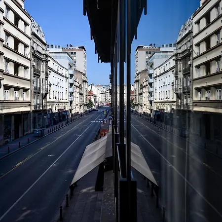 Urban Downtown Luxury Center Belgrade *