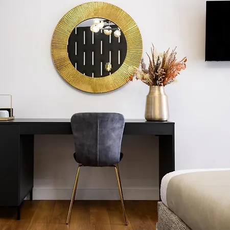 Urban Downtown Luxury And Hotel *